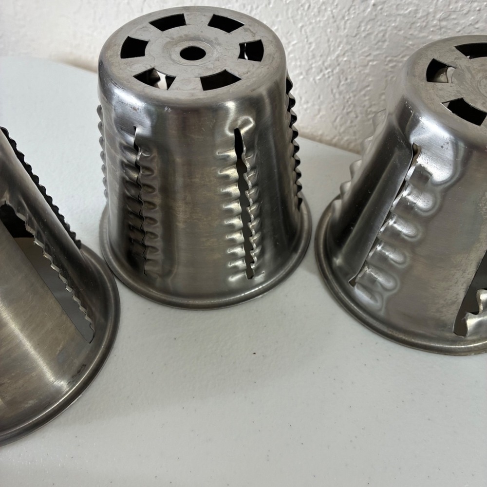 Vintage Saladmaster Food Processor Shredder With 5 Cones & Guard , Pre-owned - Picture 7 of 13